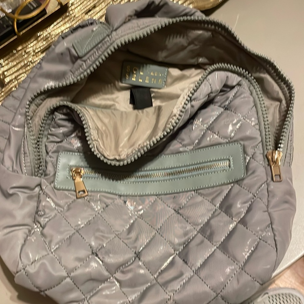 SOL AND SELENE BACKPACK  COLOR LIKE green gray